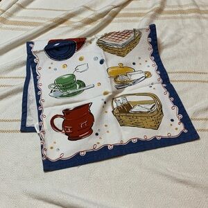 Longaberger Retro Kitchen Hand Towel with Blue Border